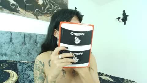 Bella online show from May 3, 1:11 am