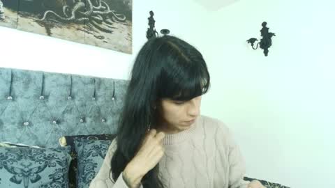 Bella online show from May 23, 2:18 am