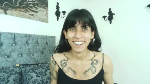 Bella online show from May 30, 2:43 am