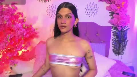 bianca_baldwin01 online show from May 14, 10:18 pm