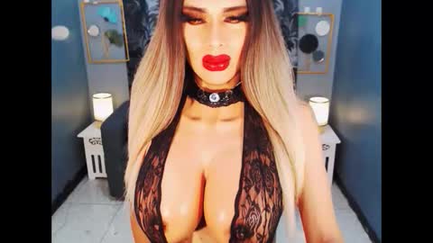 Loraine Cruz online show from May 10, 3:50 pm