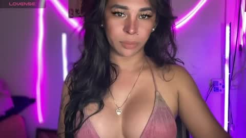queen amanda online show from June 20, 7:00 am