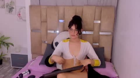 B L A C K  R O S E  online show from April 24, 12:30 pm