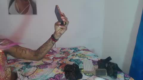 black_sexxhorny online show from June 27, 12:22 pm