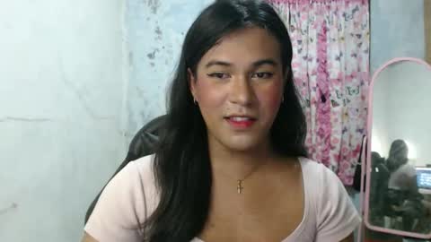 Ellez online show from May 27, 6:49 pm