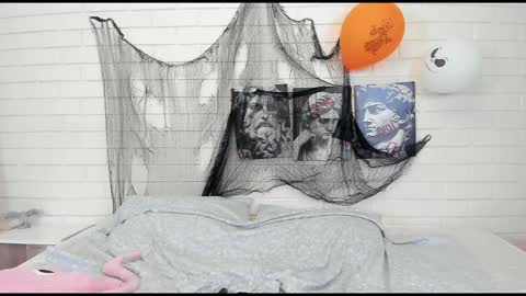 blondy_fina online show from November 2, 6:33 am