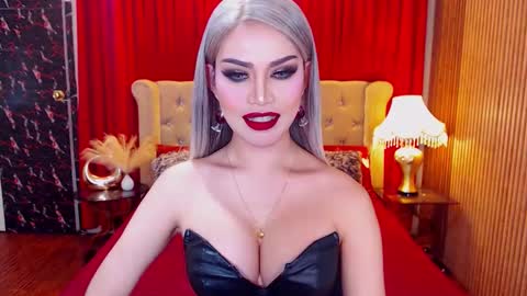 bombshellanita online show from October 29, 2:42 am