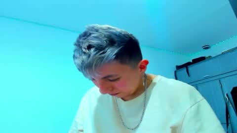 Edward ftm trans queerslave online show from May 14, 10:18 pm