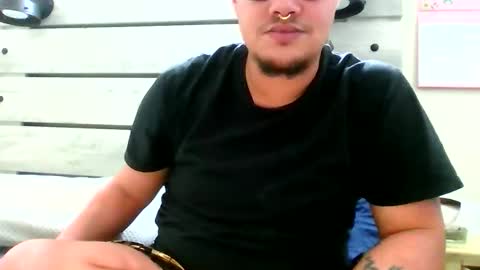 boypussy4lyfe online show from February 16, 2:21 am