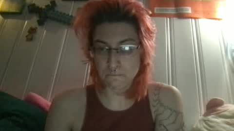 boywithbug online show from January 24, 4:05 am