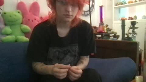 boywithbug online show from January 30, 2:15 pm