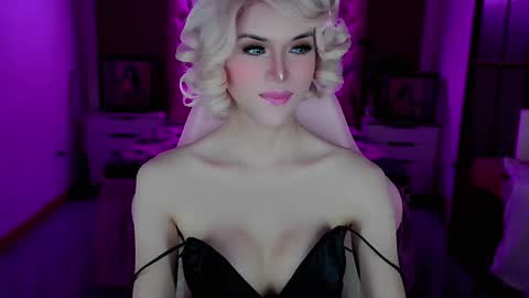 brionatop online show from October 23, 12:14 am