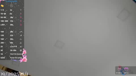 Snapshot of bylie_hills chatting on September 21, 9:53 pm bylie_hills online show from September 21, 9:53 pm