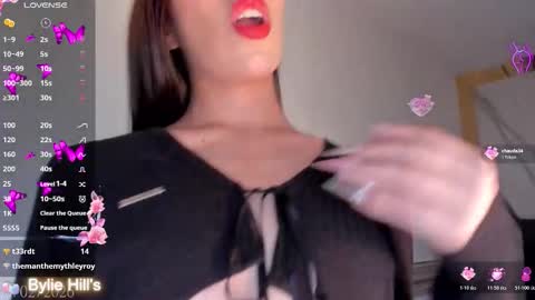 bylie_hills online show from February 6, 9:53 pm