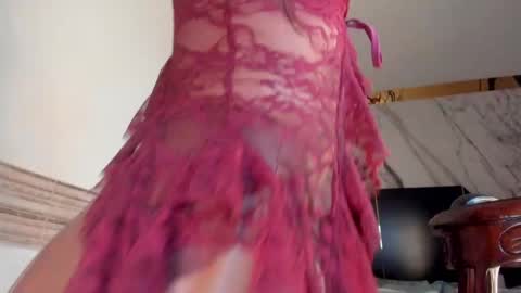 bylie_hills online show from May 1, 9:41 pm