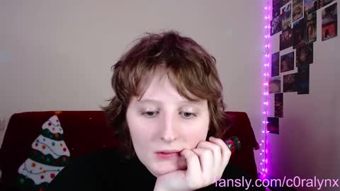 Snapshot of c0ralynx chatting on February 5, 6:59 pm C0ralynx online show from February 5, 6:59 pm