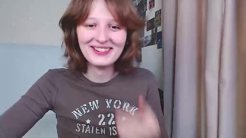 Snapshot of c0ralynx chatting on September 9, 11:20 am C0ralynx online show from September 9, 11:20 am