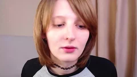 Snapshot of c0ralynx chatting on September 10, 11:20 am C0ralynx online show from September 10, 11:20 am