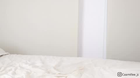 Camille online show from December 2, 4:15 am