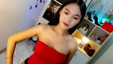 caitlin online show from April 29, 7:20 pm