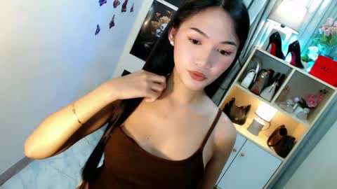 caitlin online show from May 11, 7:44 pm