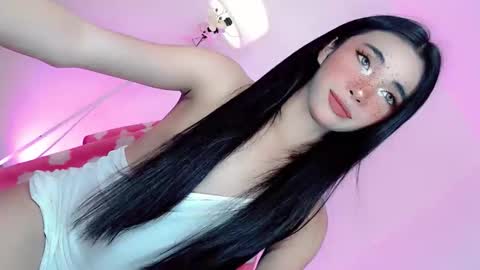 call_me_nina online show from May 14, 4:44 am
