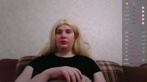 Snapshot of camgirl_xx chatting on March 9, 5:06 pm Marta online show from March 9, 5:06 pm