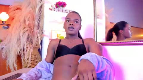 camiestrada online show from February 13, 8:45 pm