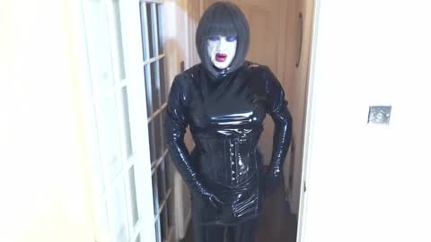 candi smokes online show from December 7, 2:08 pm