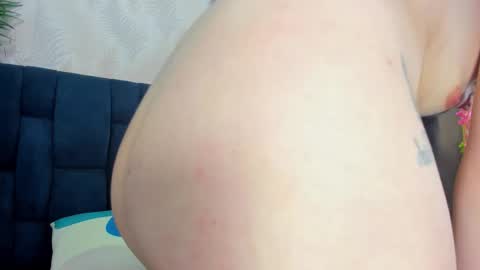 candise online show from October 22, 4:58 am