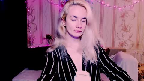 Carin online show from May 16, 7:46 pm