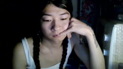 CarlyJoy online show from May 29, 6:06 pm
