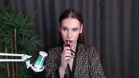 Cassie online show from December 22, 9:30 pm