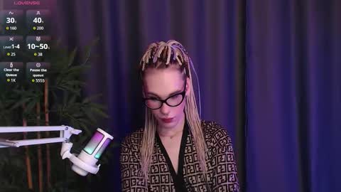 Cassie online show from January 14, 5:49 am