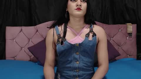 Cata Prins  online show from November 4, 10:58 am