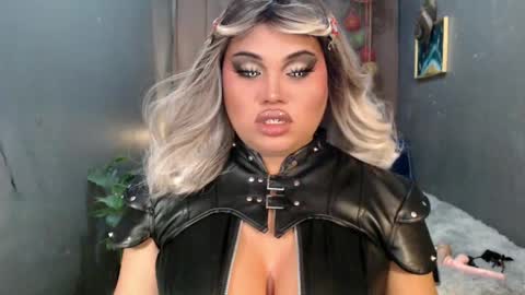 cellinekittcumerr online show from May 14, 12:04 pm