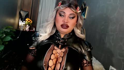 cellinekittcumerr online show from May 26, 6:49 pm