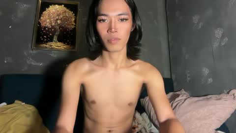PAPI BEBE online show from May 9, 1:51 pm