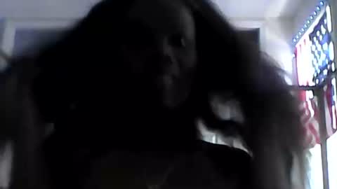 chocolatedrop_ online show from May 1, 3:05 pm