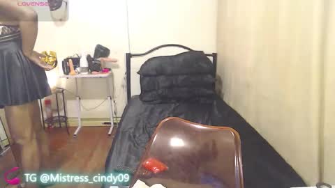 Cindy online show from May 29, 6:39 pm