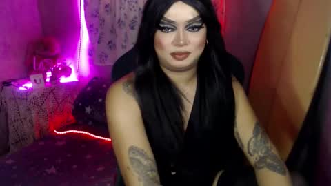 QUEEN CESS online show from May 9, 6:56 pm