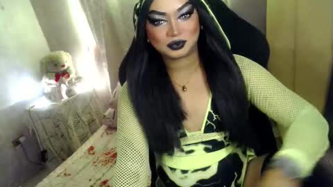 QUEEN CESS online show from May 18, 4:56 pm