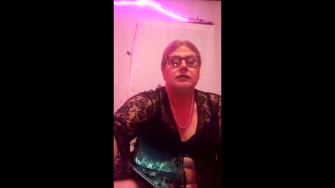 clarissecurie online show from May 31, 8:56 am