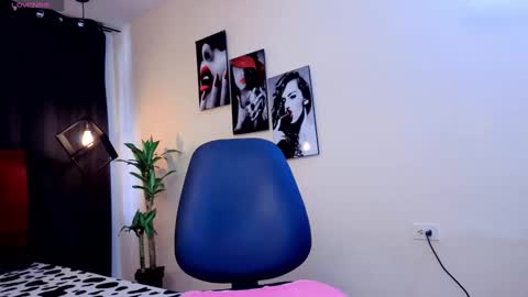 Valerie  nenitasexy online show from October 2, 1:22 pm
