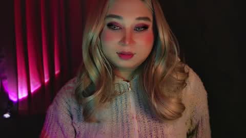 hailey online show from December 13, 7:42 pm