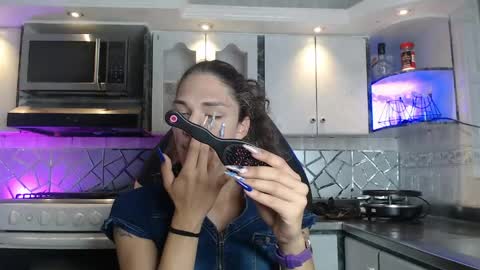 Cristina Onazis online show from April 25, 5:43 pm