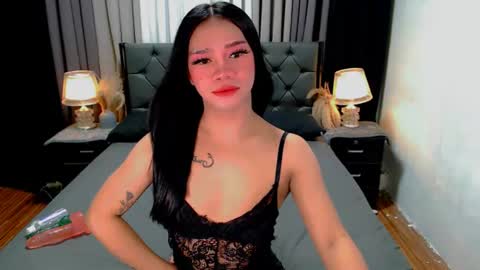 bea takashi  online show from June 12, 10:47 am