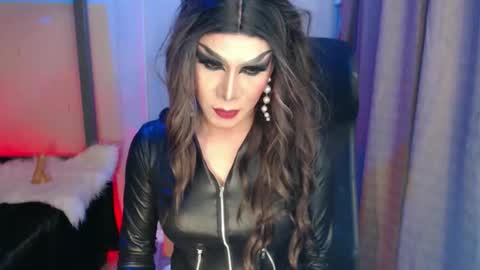 CUMMELA SLUTI online show from October 25, 9:59 am