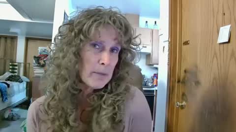 Nikki online show from January 25, 5:04 pm