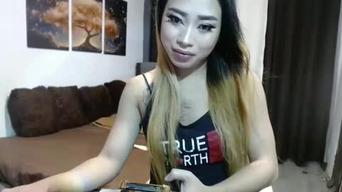 cummloverxx online show from October 28, 9:45 pm